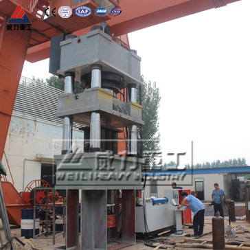 1000噸三梁四柱液壓機