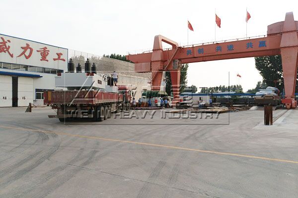 臨沂河?xùn)|區(qū)海匯機床公司定制液壓機加工現(xiàn)場