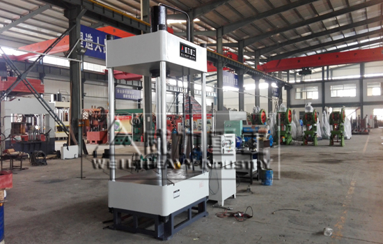 二梁四柱液壓機生產廠家