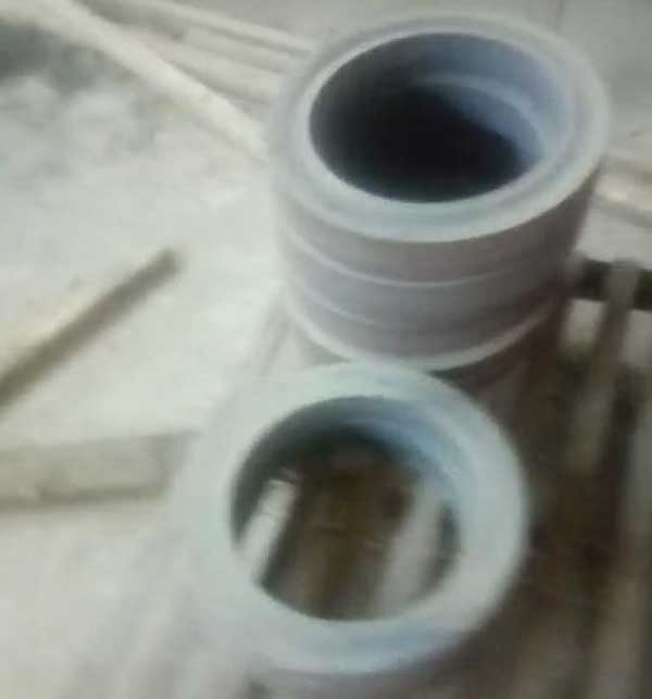 熱鐓成型的法蘭盤設備