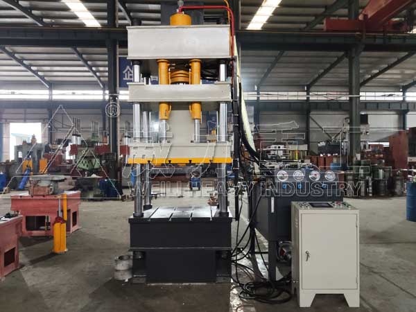 100噸橡膠制品液壓機(jī)