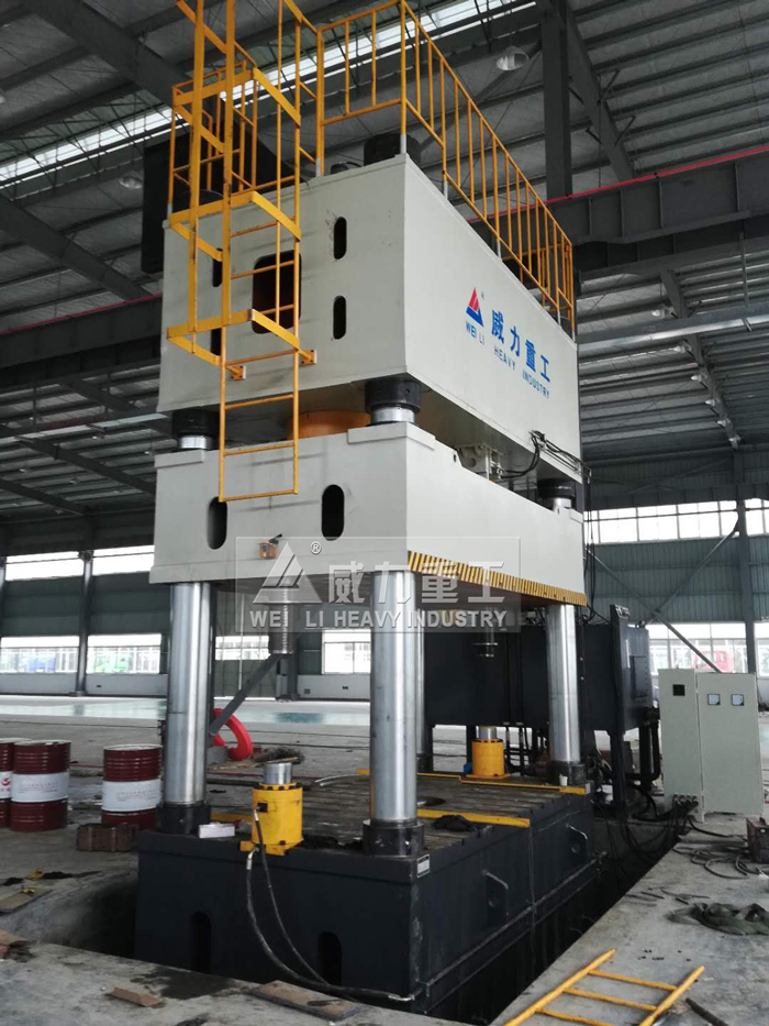 2000噸汽車保險杠液壓機