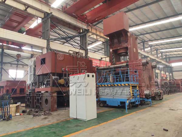 5000噸多工位鍛造斗齒液壓機