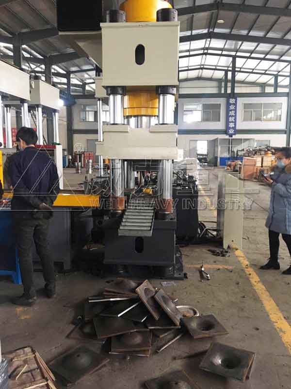 500噸錨桿托盤液壓機