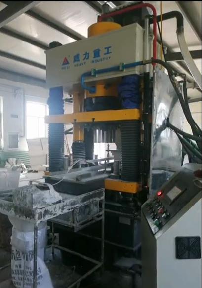 400噸陶瓷粉末成型液壓機(jī)
