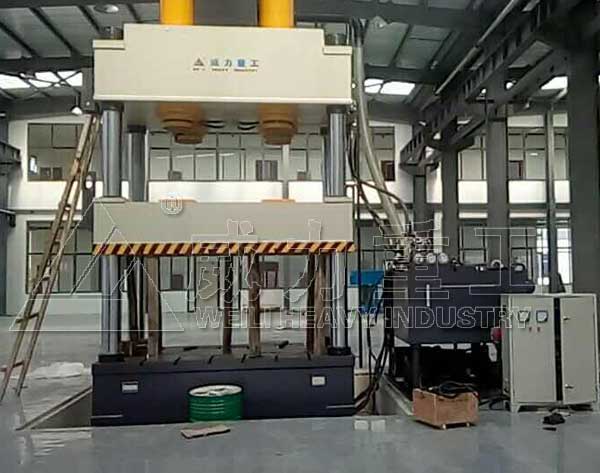 1000噸植物纖維模壓托盤成型液壓機