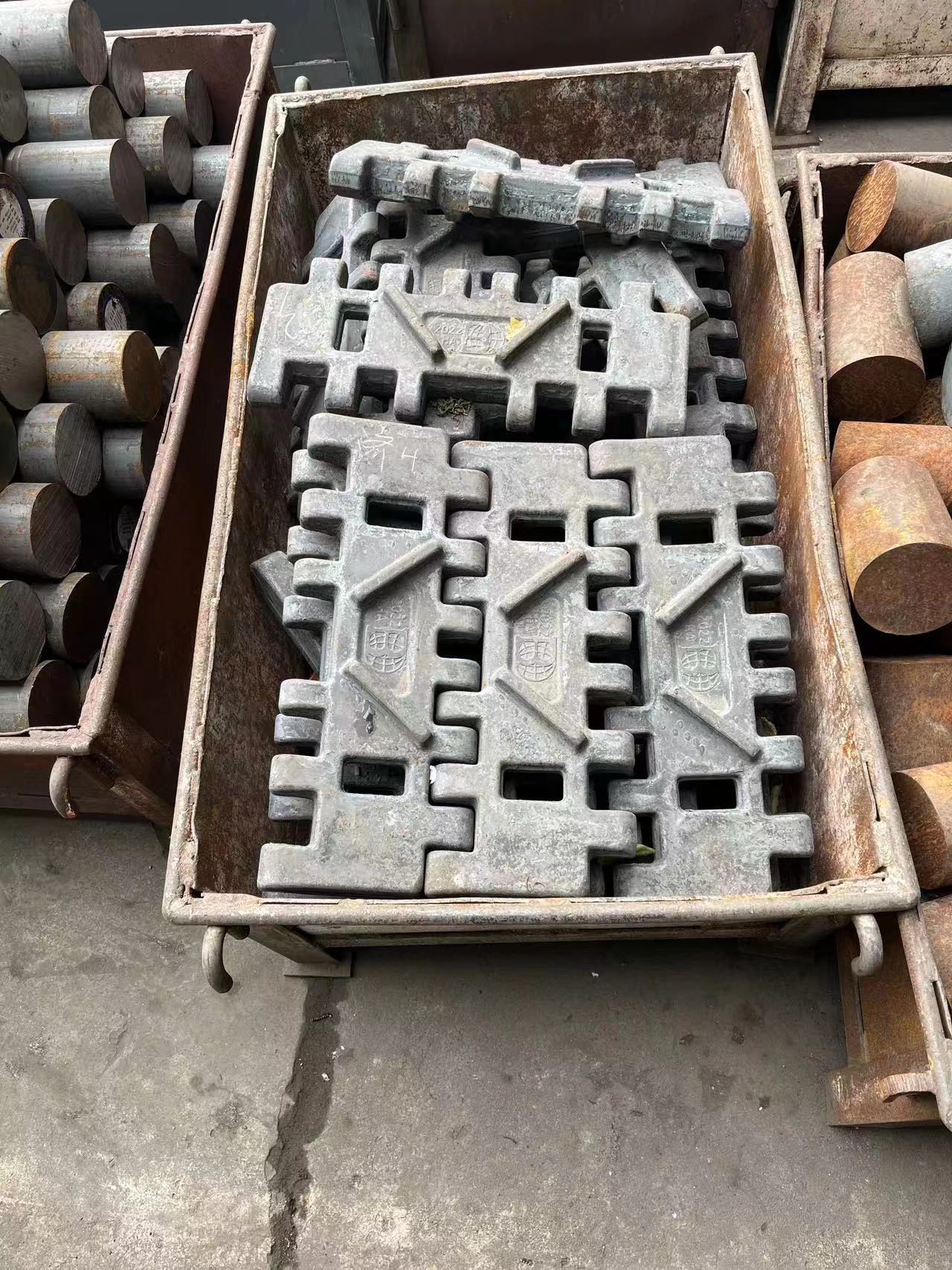 挖掘機(jī)鍛造履帶板