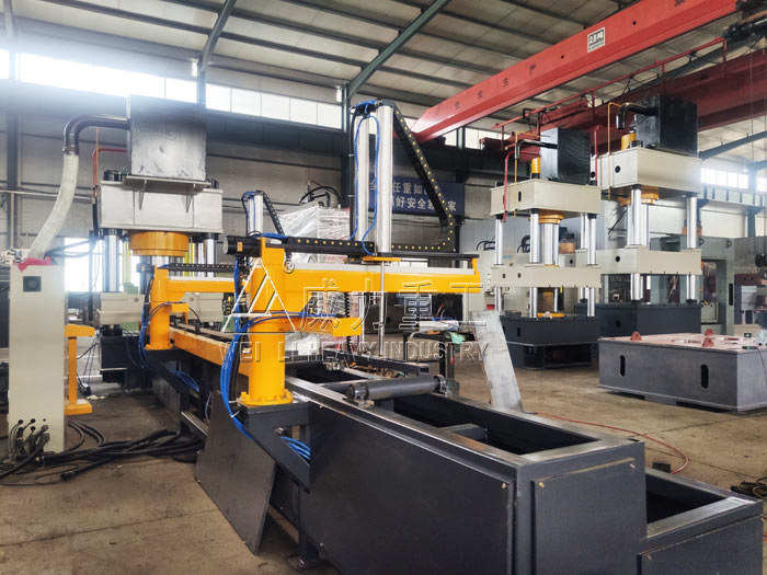 錨桿托盤生產線中自動送料機